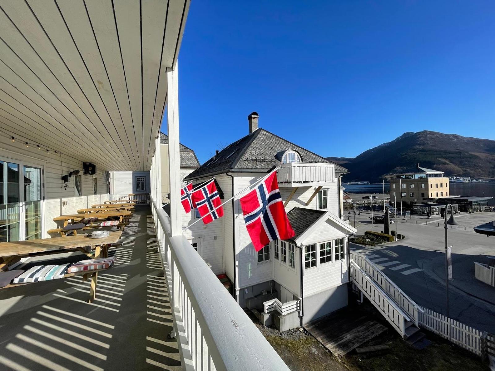 Jibben Hotell Maloy Eksteriør bilde